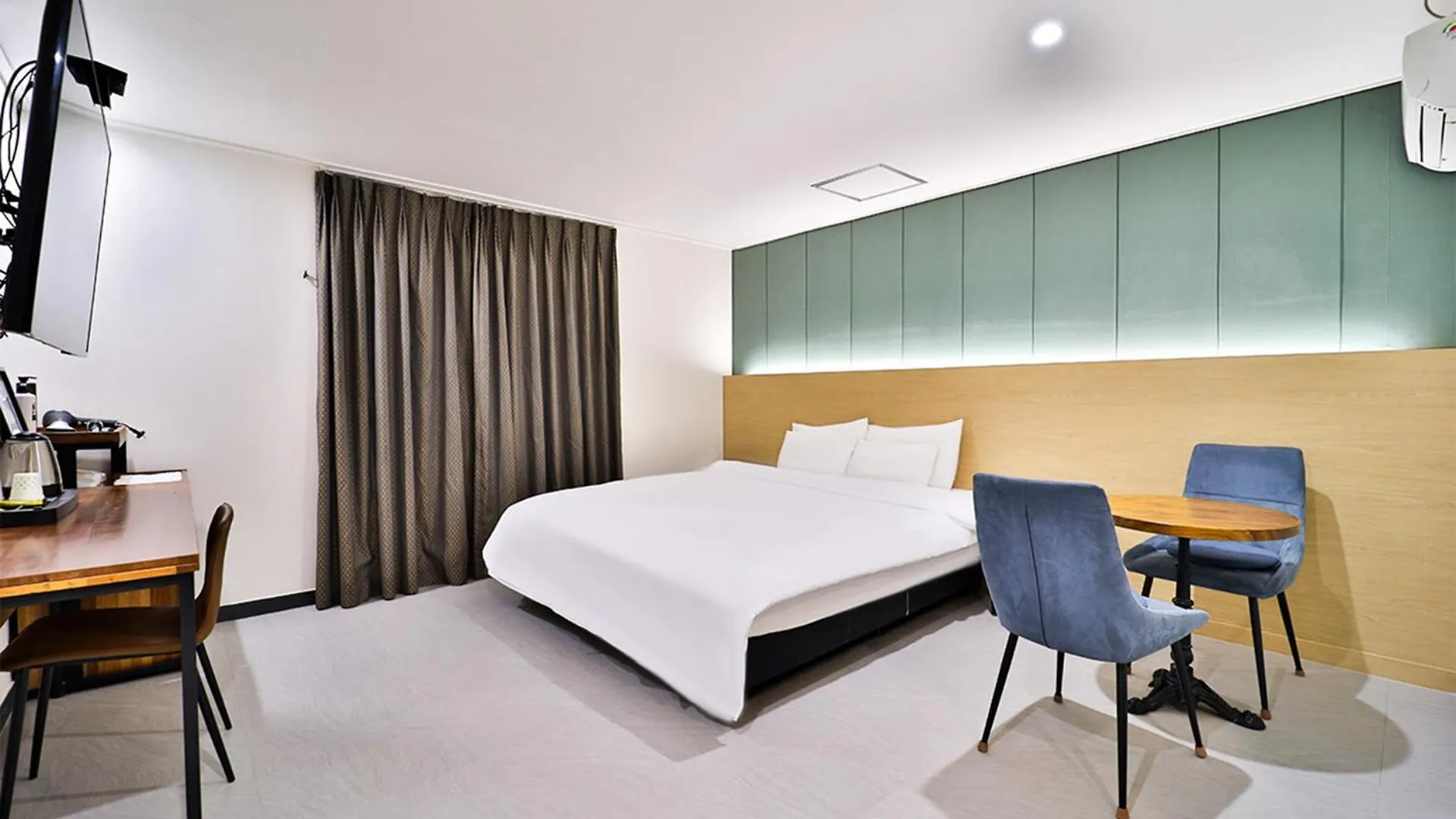 Calm Rest Hotel Busan Sasang
