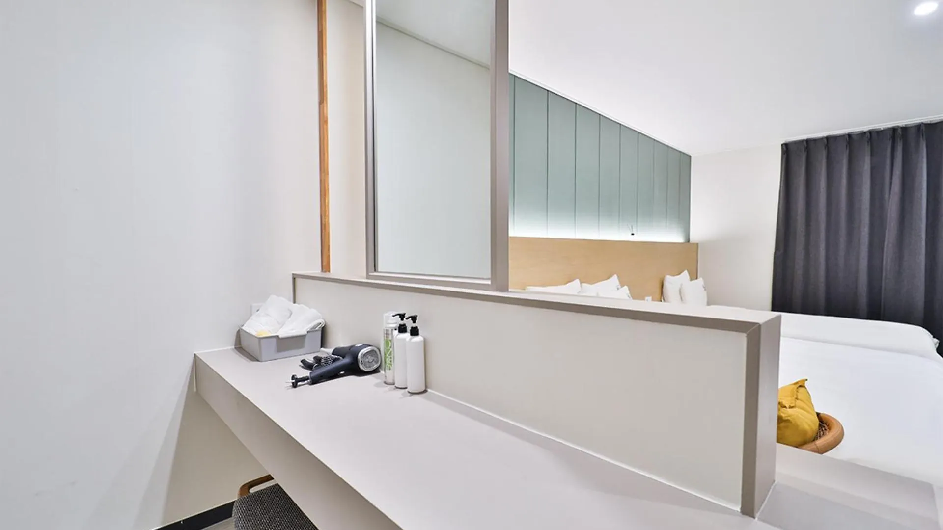 Calm Rest Hotel Busan Sasang 2*,